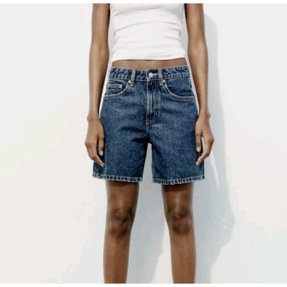 Zara Regular Mid Rise Bermuda Denim Shorts Size US 4 NWOT